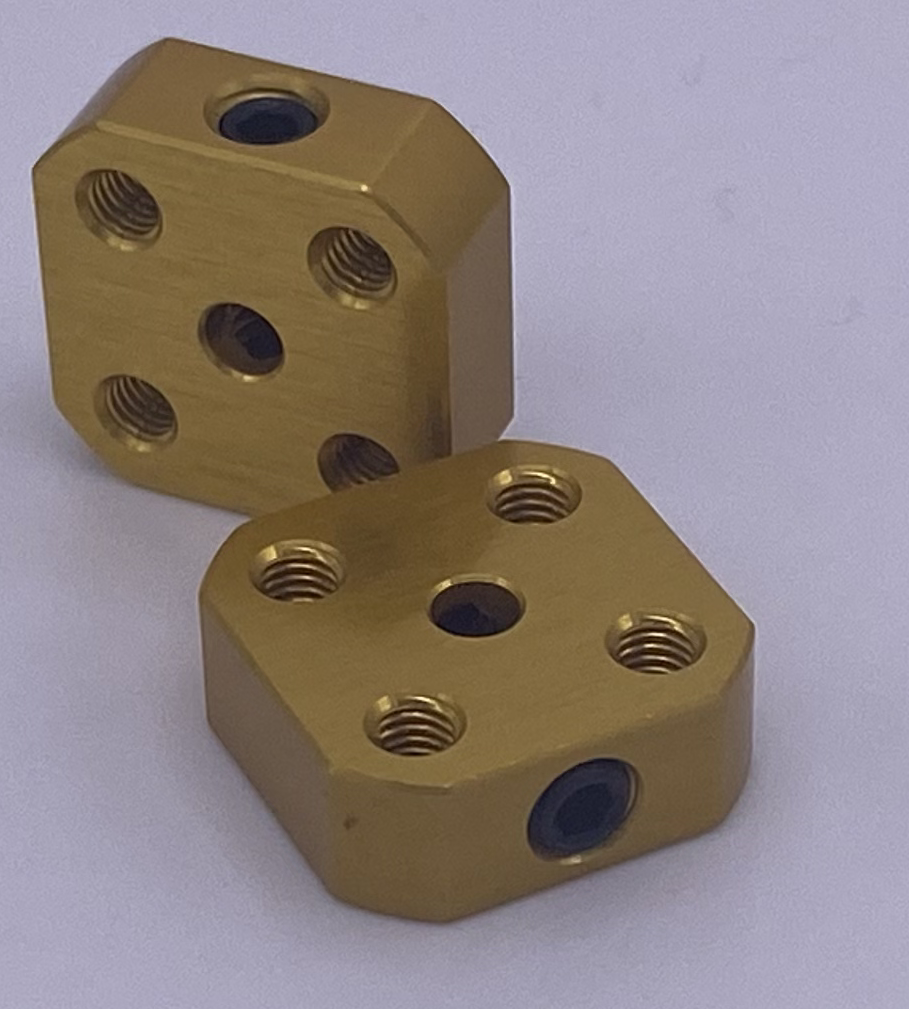 Repeat Gold Screw Hub (2pcs) image 0